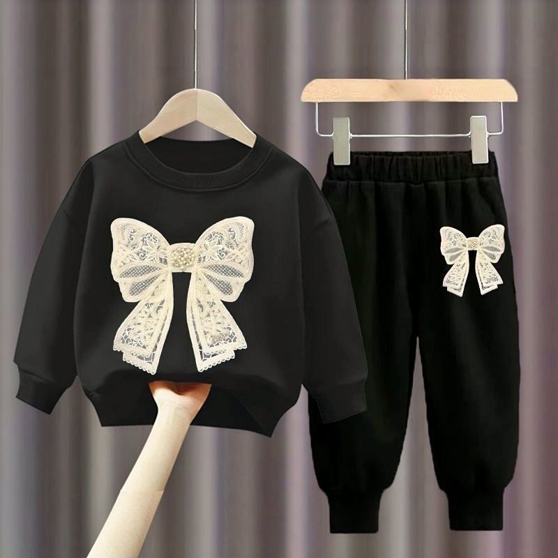 레이스 매듭 블랙 스웨트셔츠 + 레이스 매듭 블랙 팬츠