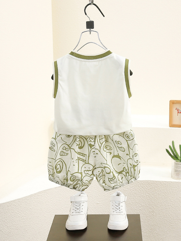 Conjunto de chaleco de verano para niños 7808, novedad 2026, elegante y moderno, pantalones cortos finos de dibujos animados para bebé, estilo casual para niños.