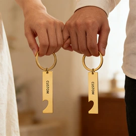 化妆包;钥匙扣;零钱包