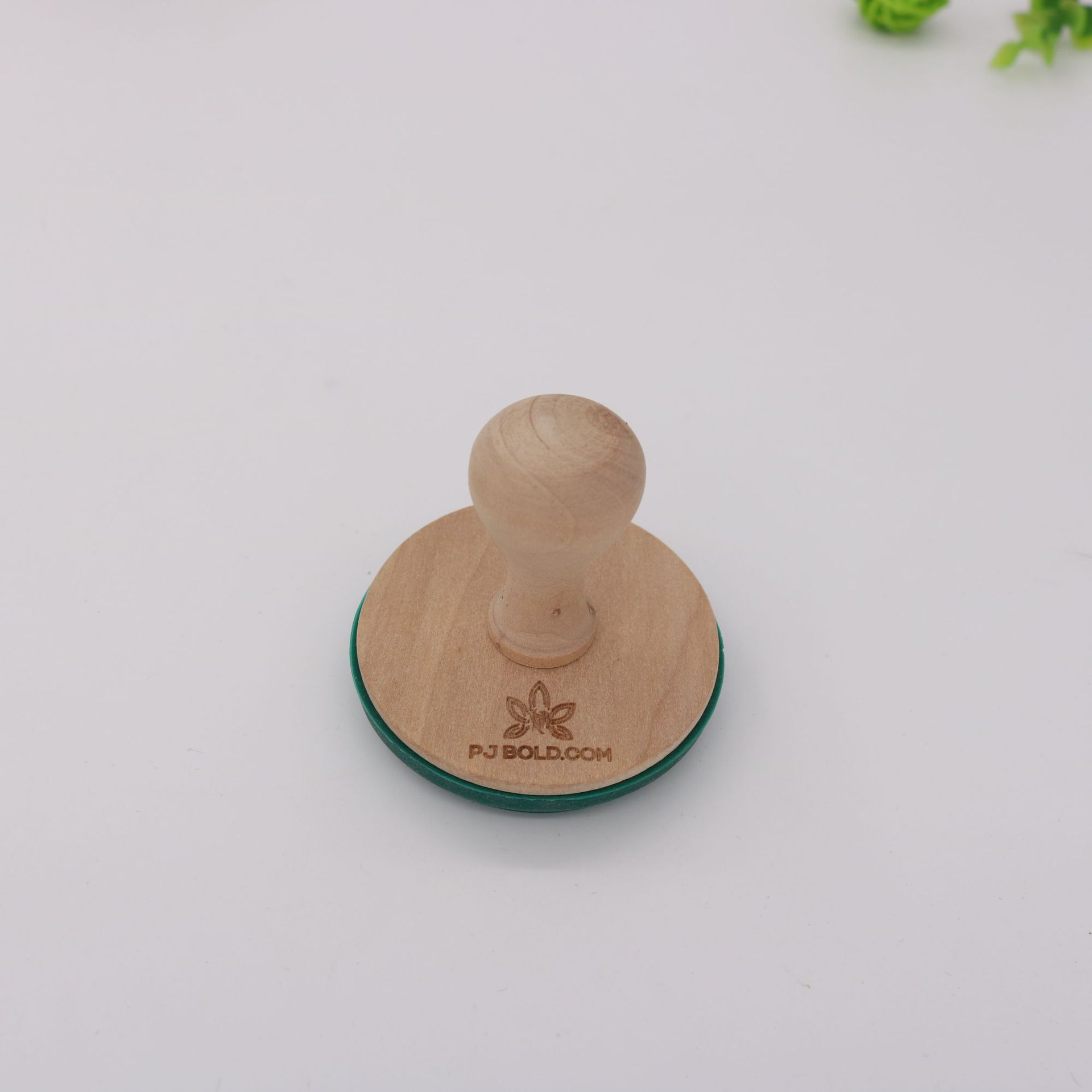 Silicone seal, round toy