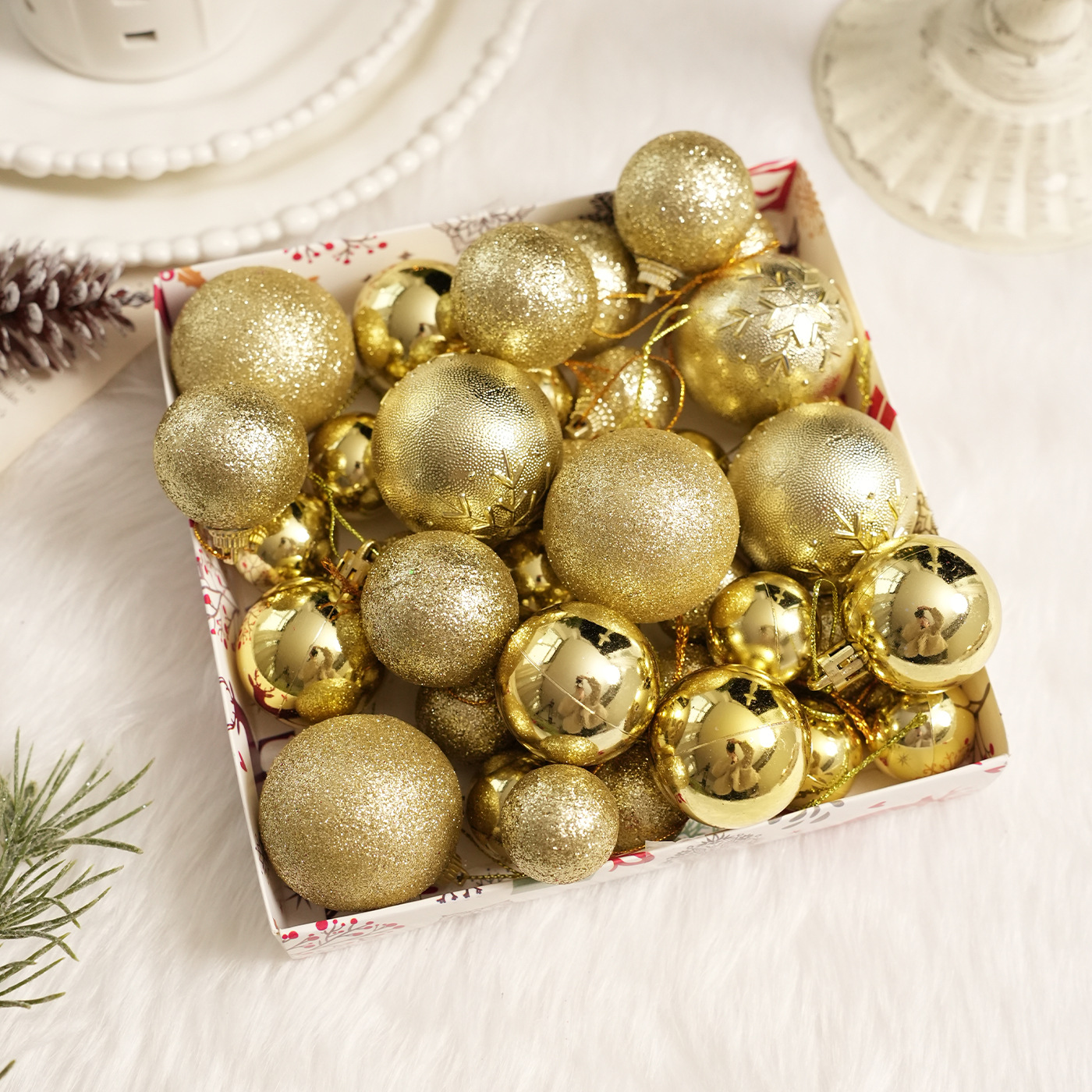 Conjunto de Navidad transfronterizo caja de polvo adhesivo galvanizado decoración del árbol de Navidad decoración de la atmósfera de vacaciones decoración de colgante en stock image 4