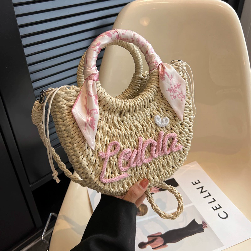 Handheld Straw Basket Bag, Chic Shoulder Tote, 2023 Collection, Lightweight 0.41 kg