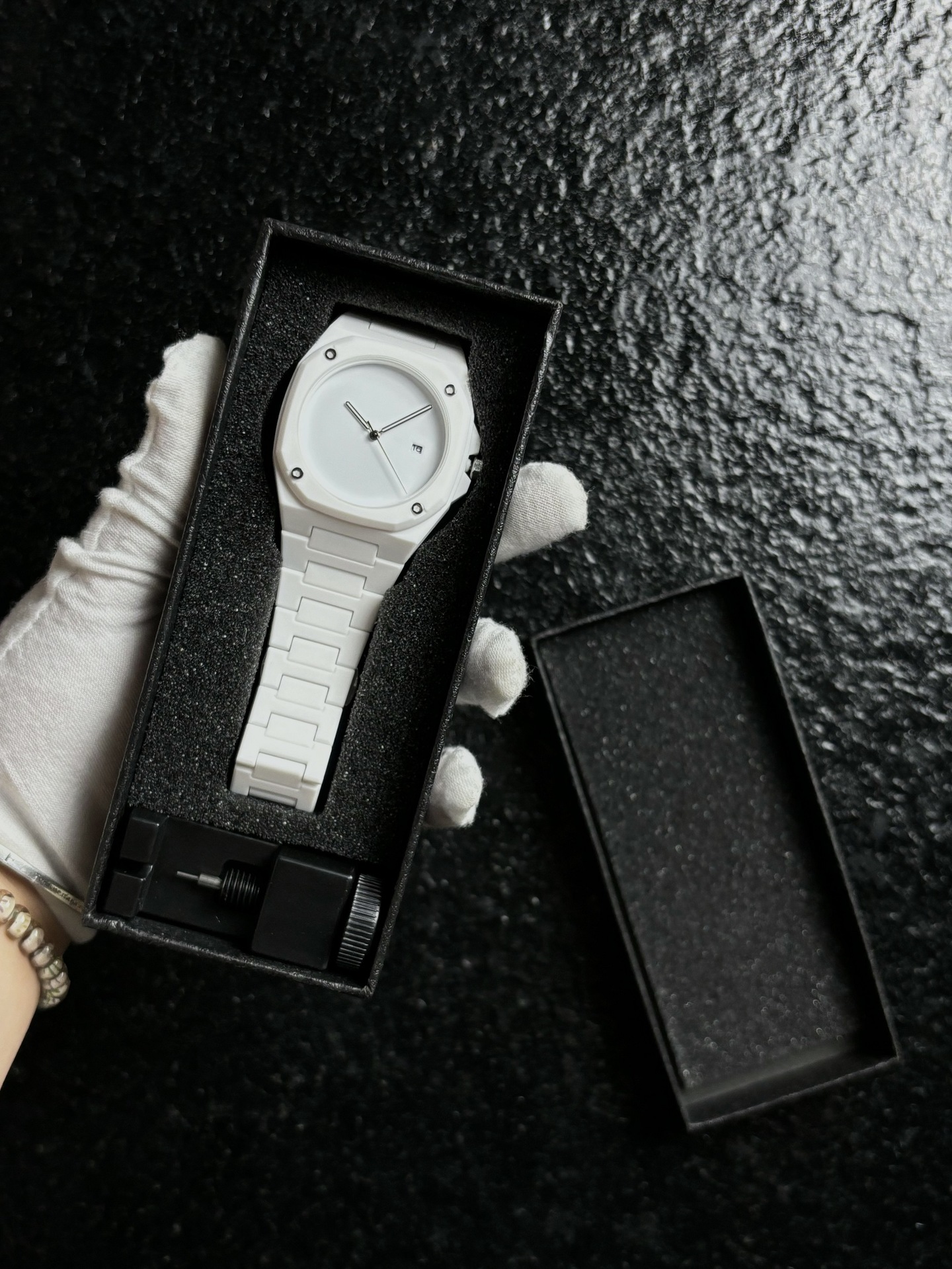 1165-13 domestic movement battery double snap button