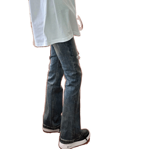 American-style vintage washed distressed ripped bootcut jeans for women, high-waisted, slim-fit, figure-flattering, floor-length trendy pants.
