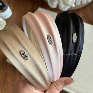 �紺�¿�С�����y������ɫ��͹�l����߅���B픉��lϴĘ�^���l�Ů