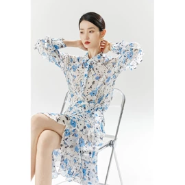 女式衬衫;连衣裙;半身裙