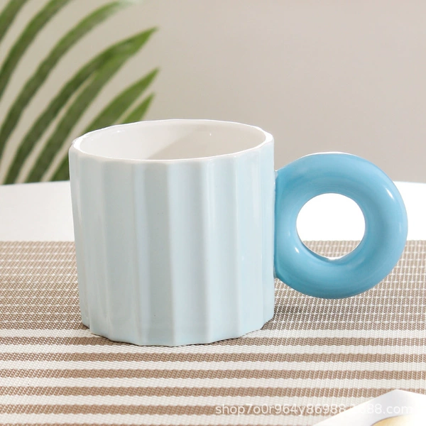 Cup with round handle (sky blue)