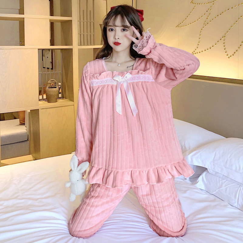 Sweet Girl Pink pijamas otoño e invierno cálido simple ropa para el hogar nuevo traje de terciopelo coral de terciopelo azul forrado de lana gruesa