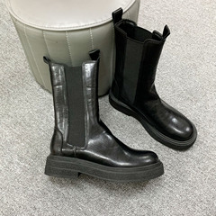 現品秒発! ソラインの同じタイプの靴は洗って縮みます馬の皮の厚い底のチェルシーのショートブーツの女性のタバコの筒の靴の秋冬