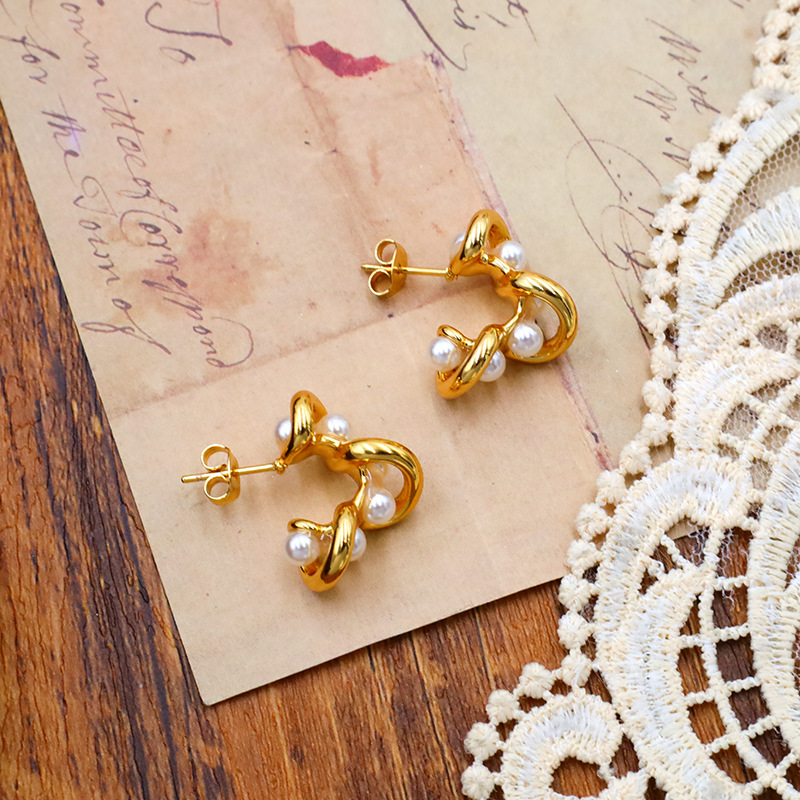 fashionable retro universal earrings stainless steel pearl