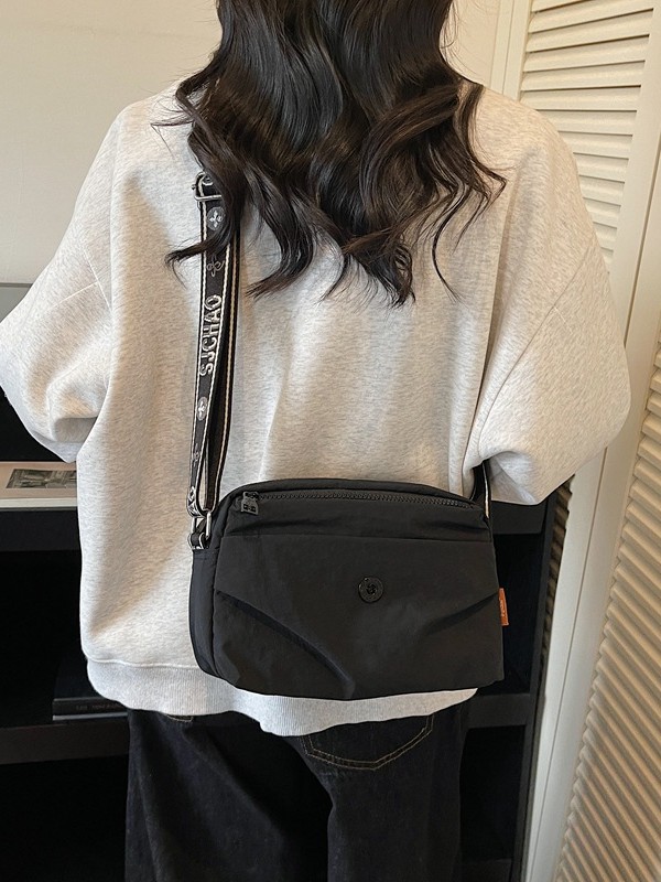 Bolso de moda coreano para mujeres 2026 primavera nueva bolso cuadrado ligero y simple ocio de viaje mochila de hombro image 4