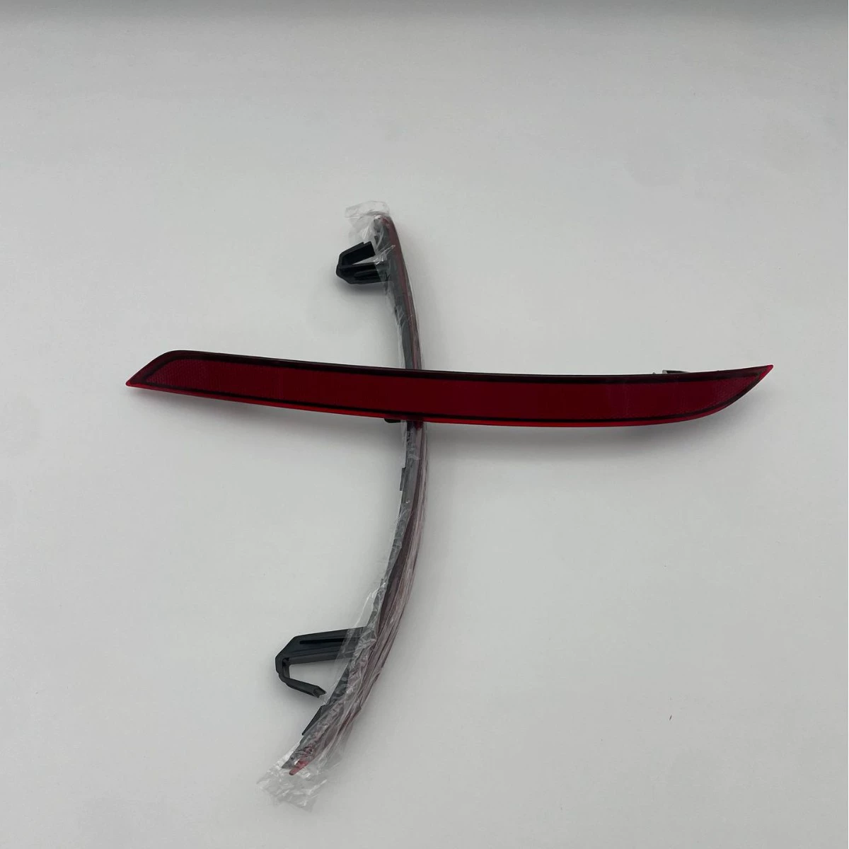 Применимо для 18-25 лет Volvo XC60 задний бампер отражатель 31656677 31656678