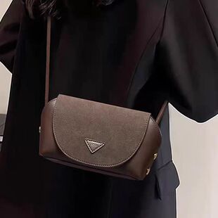 ����Ůʽ2024�¿��ﶬŮ���μ�С��б���bagsС�����ٴ���^�L��