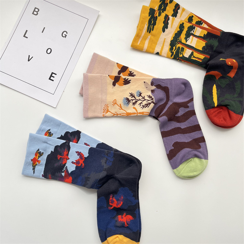 Women's Casual Graffiti Cotton Crew Socks A Pair display picture 2