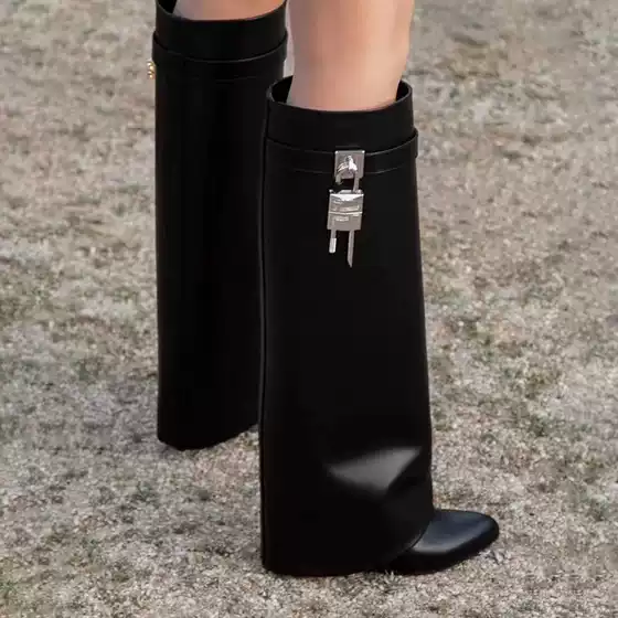 Shark-Style Long Boots for Women, Slimming Over-The-Knee High Boots, 2026 Autumn New Fashion European and American Style Buckle Bootcut Boots