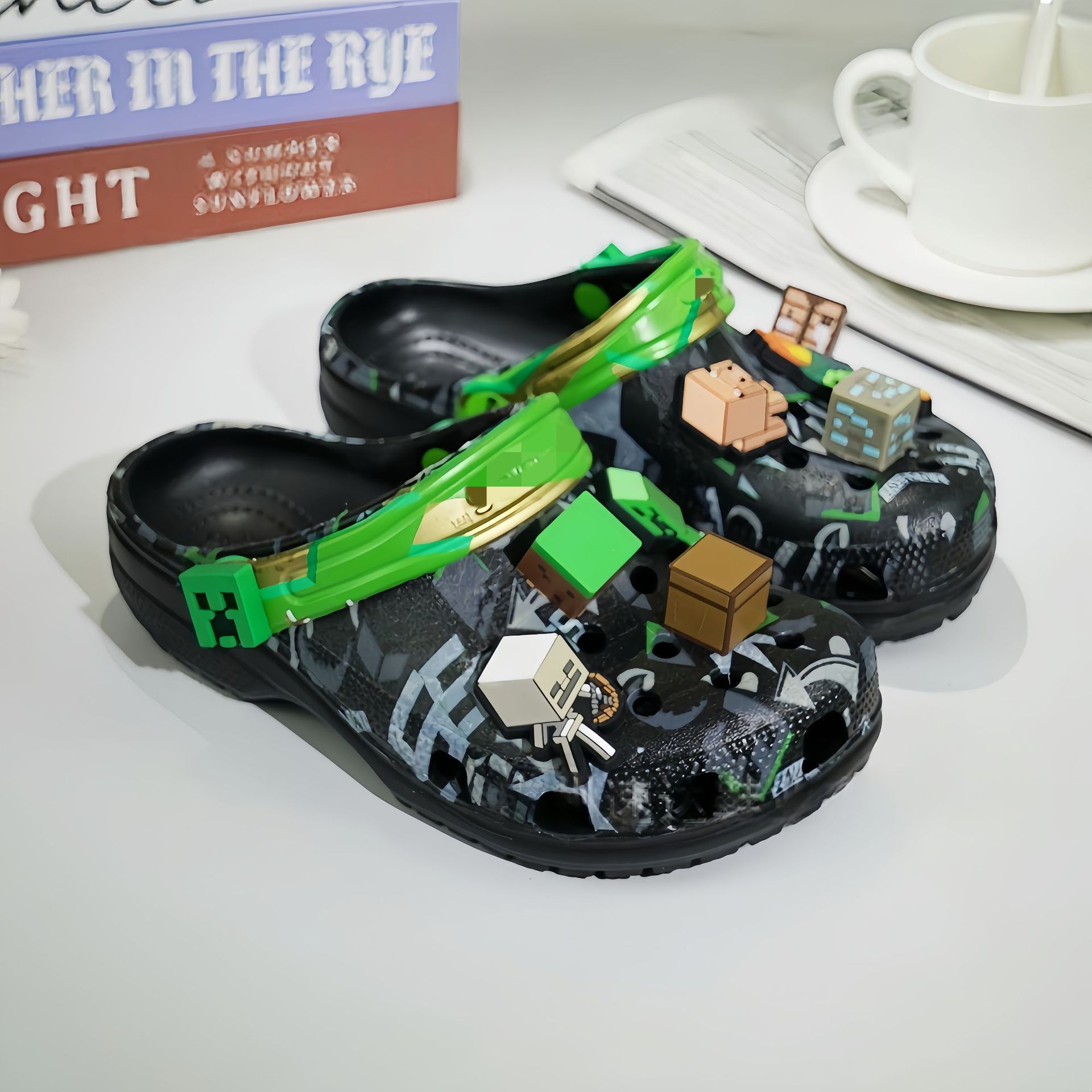 Personajes clásicos de la familia de cards, estrellas, padres e hijos, zapatos antideslizantes para niños, zapatillas de playa para niñas image 20