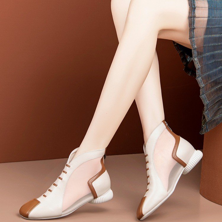 Fashionable sandals