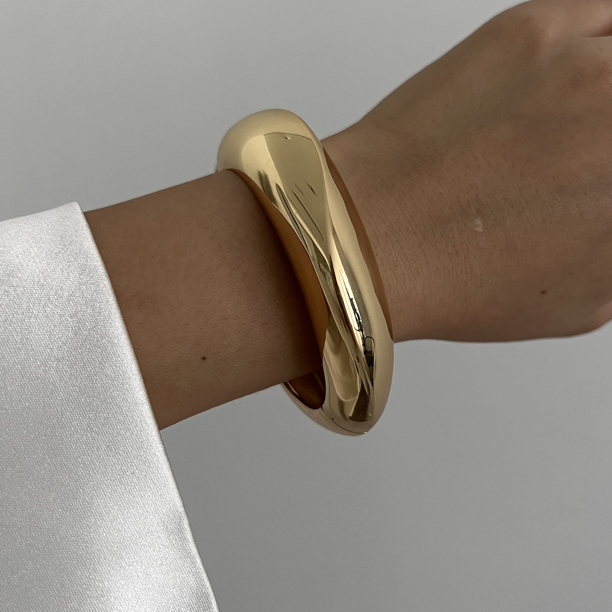40g Weight Bangle Classification Alloy Chain Material 1 Piece Quantity Holiday, Daily Occasion Alloy Material Irregular, Solid Color Pattern Women's Gender Plating Design Hip-Hop, Exaggerated Style Hip-Hop Exaggerated Irregular Solid Color Alloy Bangles Wholesale 9