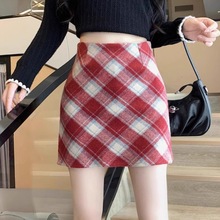 红色格子半身裙女秋冬实拍202新款高腰a字包臀裙小个子毛呢短裙