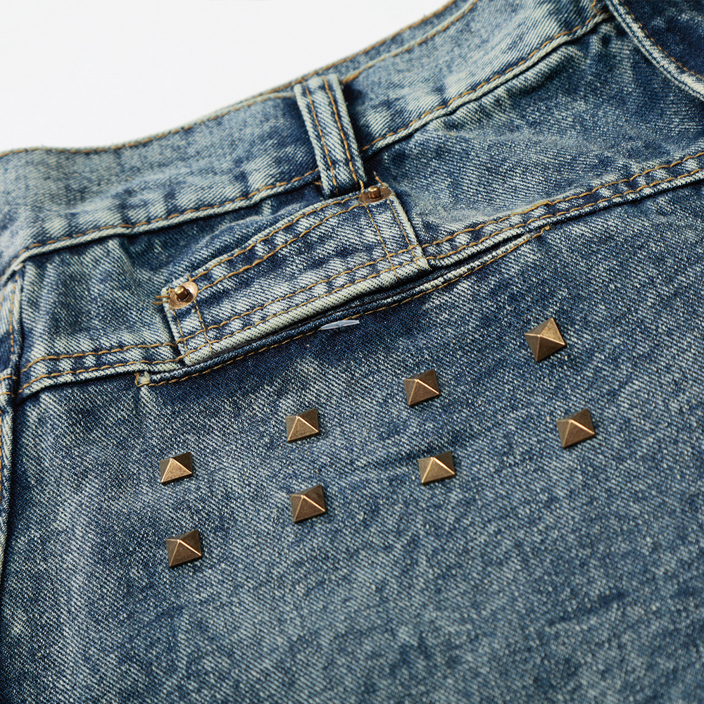 Men's Vintage Washed Blue Distressed Denim Shorts Rock And Roll Studded Details Relaxed Fit Cargo Shorts_mkmklike.com