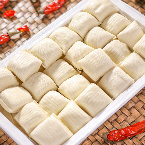 One piece drop shipping Yunnan Shiping wrapped tofu with milk, small tofu, fresh stinky yellow tofu, Jianshui barbecue Guizhou specialty
