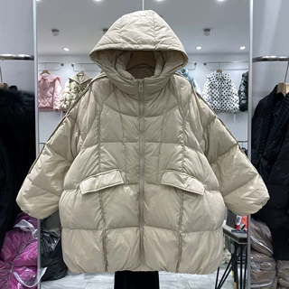 2025年秋冬新款羽绒服女中长款连帽斗篷型宽松文艺大码白鸭绒外套