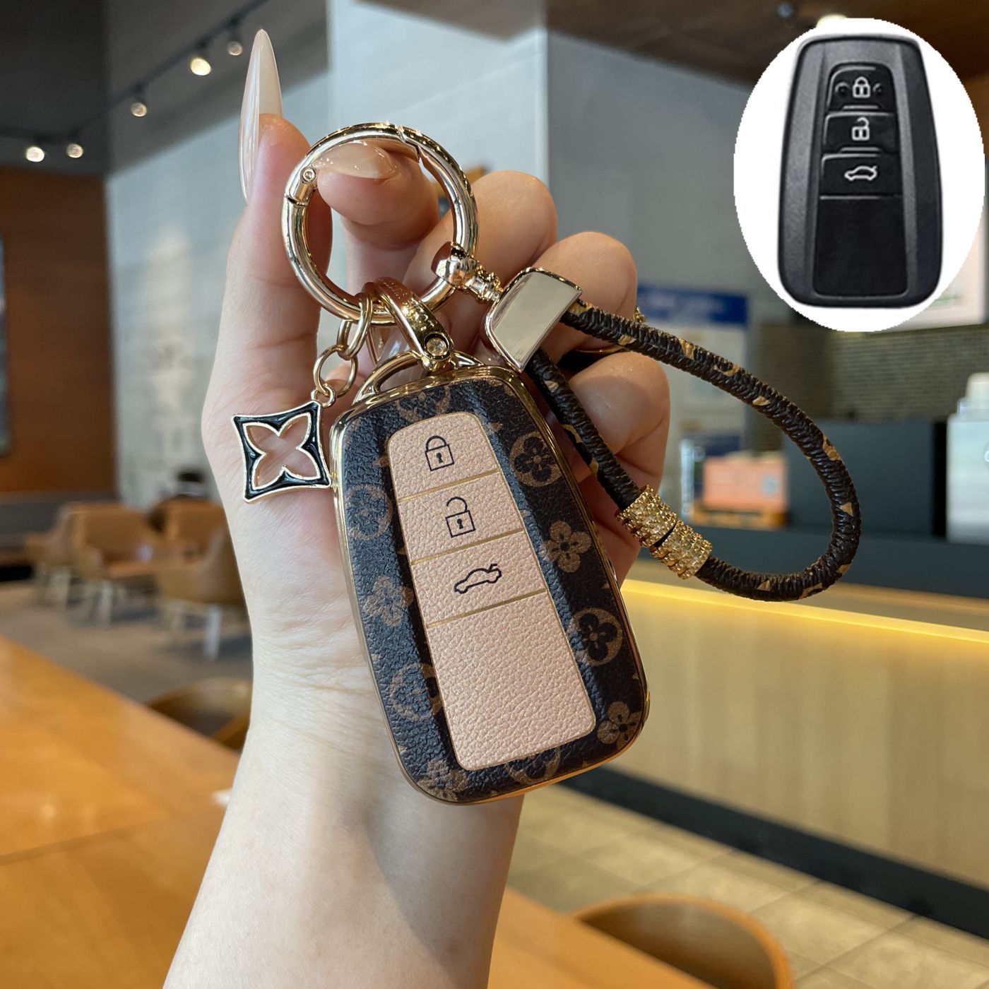 Suitable for Toyota Camry Key Cover, Highlander, Corolla, Luxury Car Key Holder, Ling Shang, Asia Dragon, Asia Lion, Ralink
