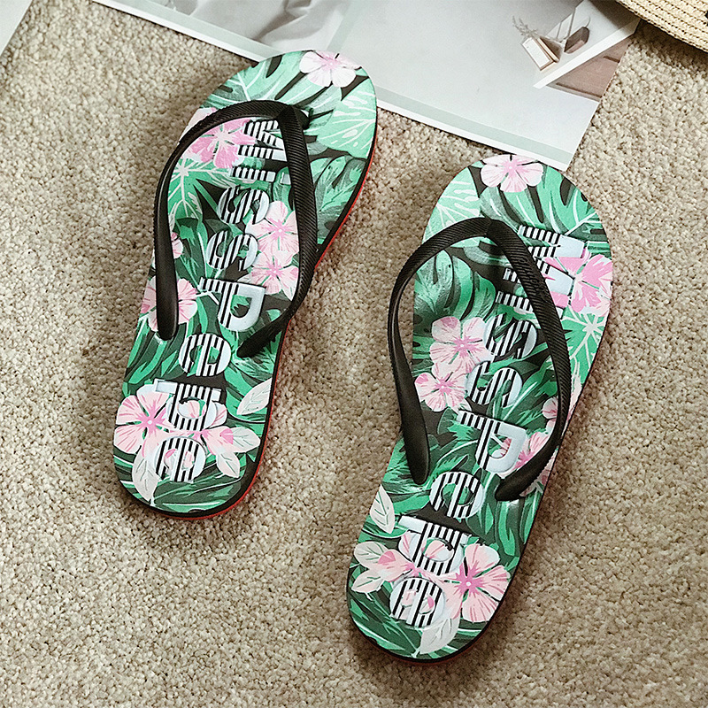 Hermosas zapatillas de verano de moda para mujeres nuevas zapatillas de baño antideslizante para estudiantes nuevas zapatillas de playa