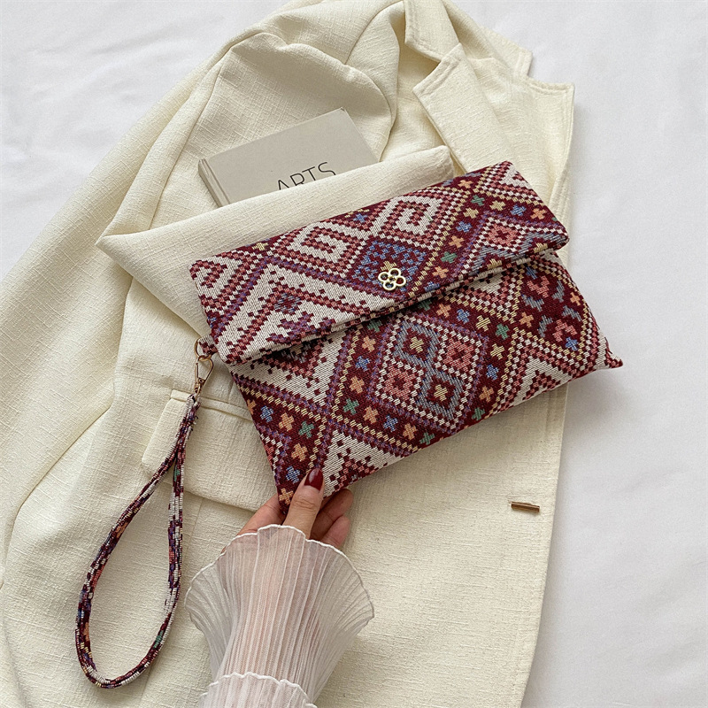 Popular nicho bolso de estilo nacional para mujeres 2023 nueva moda perezosa bolso de estilo estilo sobre de personalidad