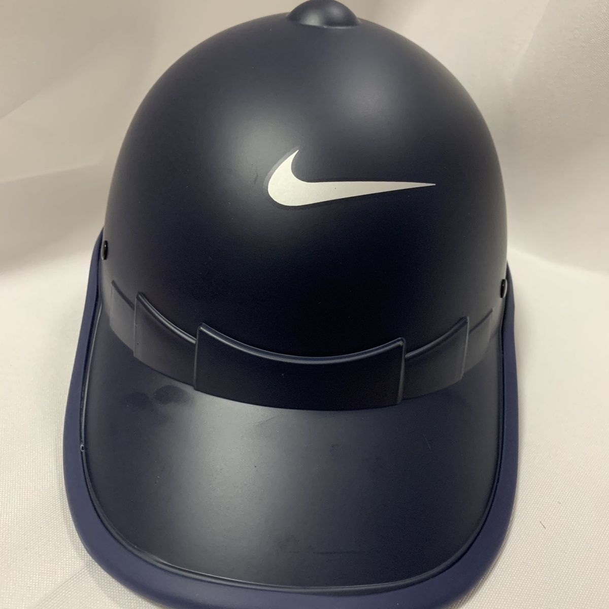 Vietnam Imported Motorcycle/Electric Vehicle Helmet - Comfortable, Breathable, Sunscreen