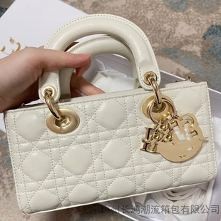 ���l����D�Ҵ�������Ƥ�߰汾б����������r�аٴ����M��Ů��