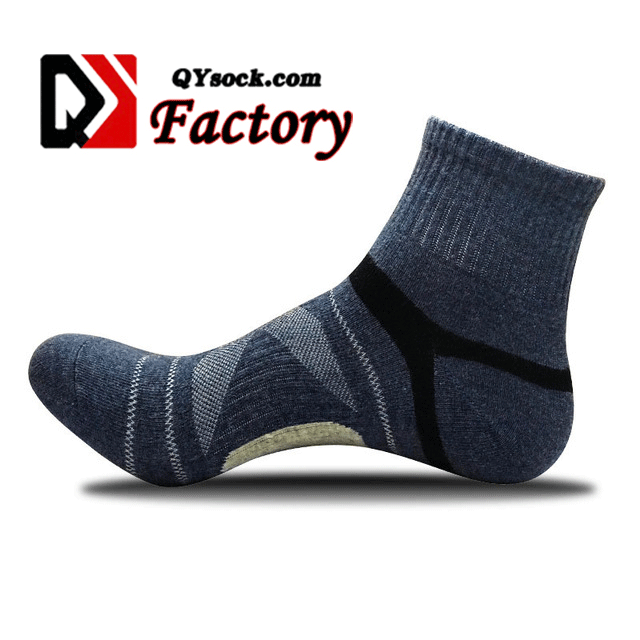 �������������˶�����Ů�������ܲ����ٸ���ĥ�ܲ��˶���