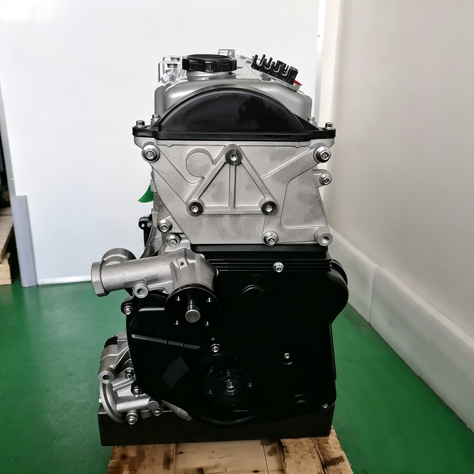 Mitsubishi 4G63S4M Engine Assembly Bare Long Block Suitable for Cheetah, Jinbei Grace 2.04g63