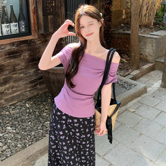 パープルワンショルダー半袖Tシャツ気質トップ女性用夏甘い花柄スカート優しいファッションスーツ女性用