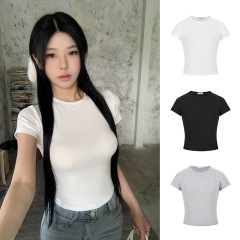 女性用外貿スリム半袖Tシャツ2025夏新作韓国風カジュアルホワイト右肩ボトムシャツレディーストップス