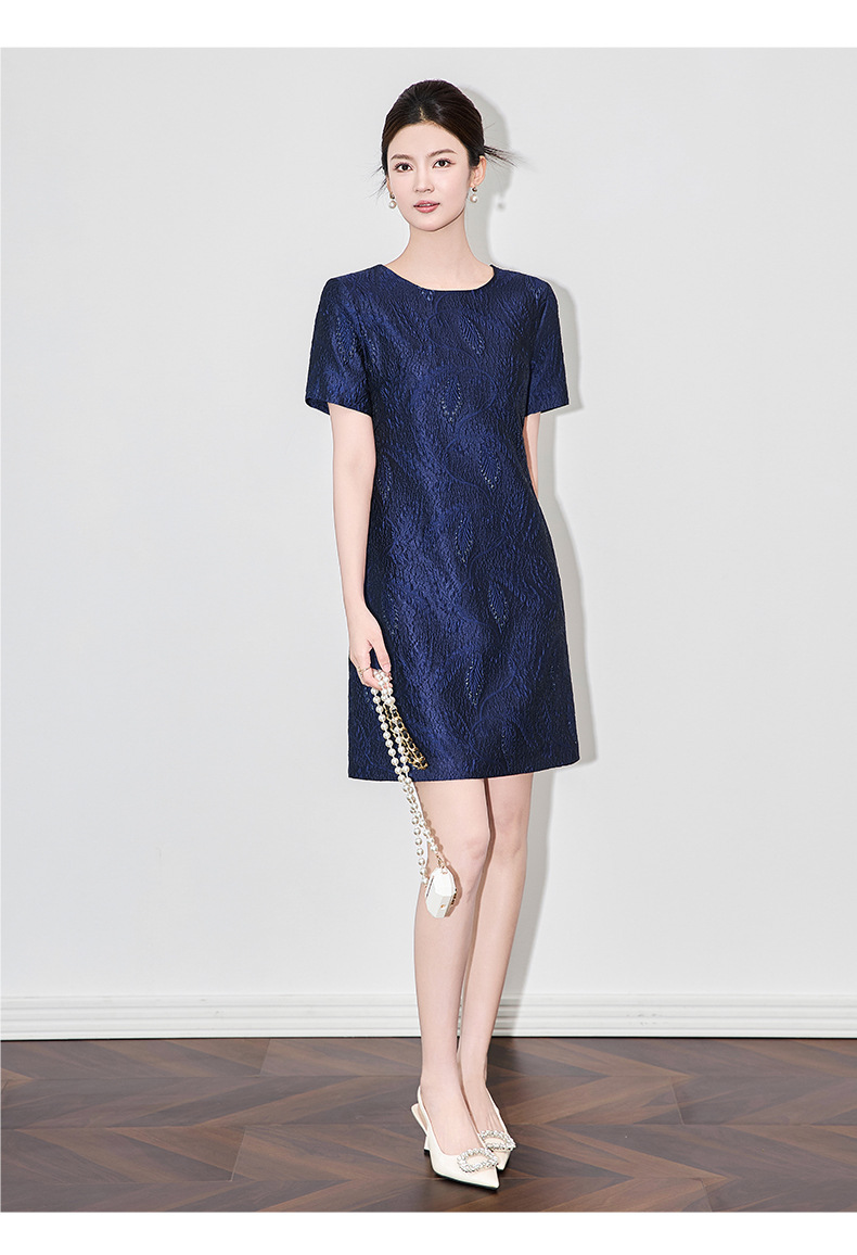 Váy ngắn tay nữ họa tiết jacquard mạ vàng phù điêu thanh lịch — Màu xanh lam chi tiết 9