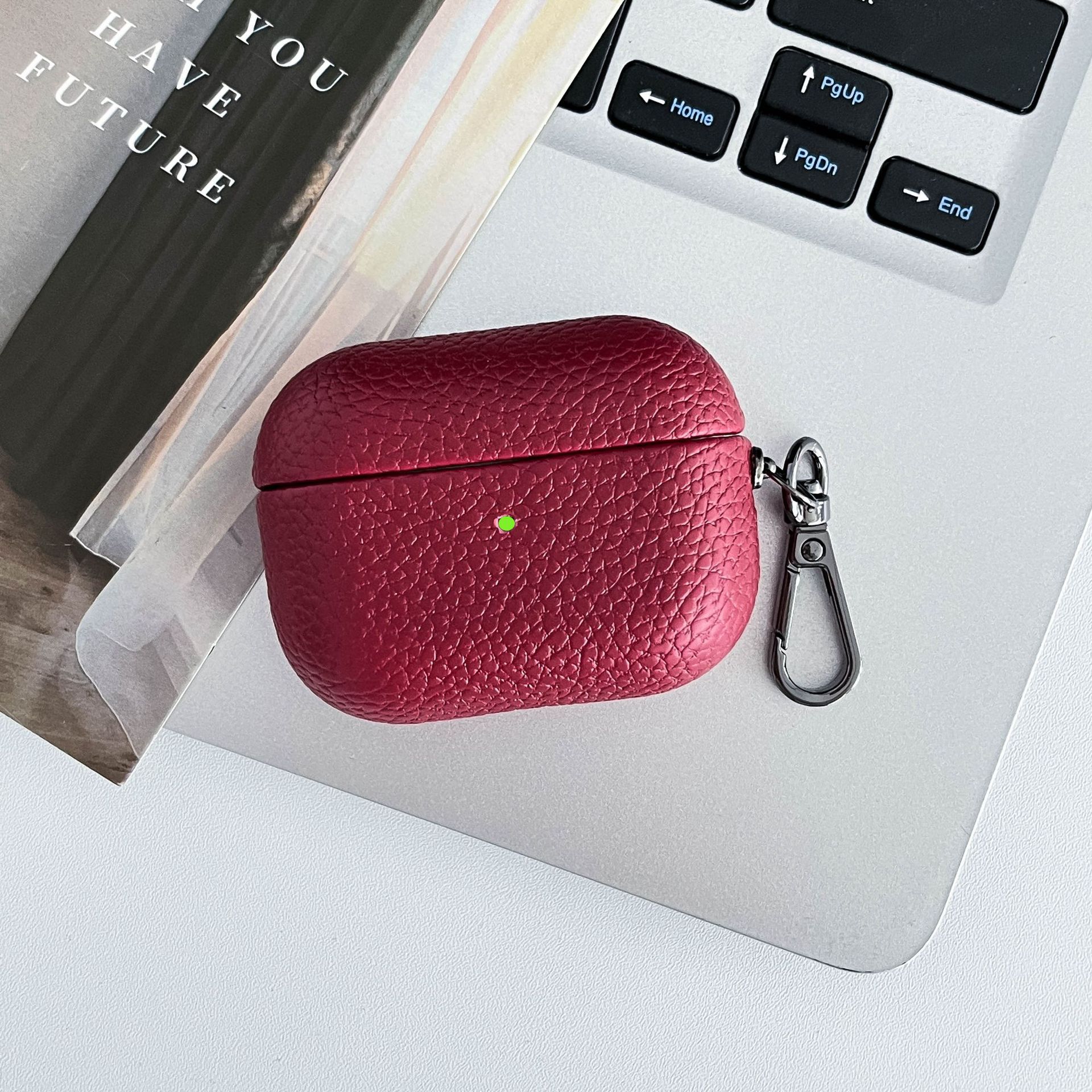 35g Weight iPhone Applicable Brands Bluetooth earbuds case Classification tpu Material Solid Color Pattern Vintage Style, Simple Style Style Injection Molding Craft Tpu Solid Color Injection Molding Vintage Style Simple Style Bluetooth Earbuds Case Phone Accessories 16