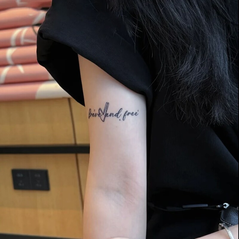 Bravery and Freedom Herbal Tattoo Stickers English Ins Style Arm Collarbone Semi-Permanent Waterproof Long-Lasting Realistic Stickers