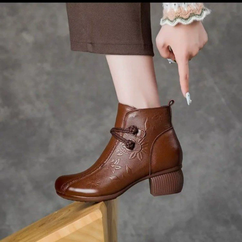 Внешняя торговля Новый национальный ветер пещерные сапоги мама Мартин сапоги среднего и летнего каблуков женские сапоги короткие сапоги женские сапоги кожаные сапоги