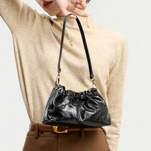 �߼���朗lС���ް�녶���nϵб���ͨ�ڰٴ�������ƤŮʿ�μ��