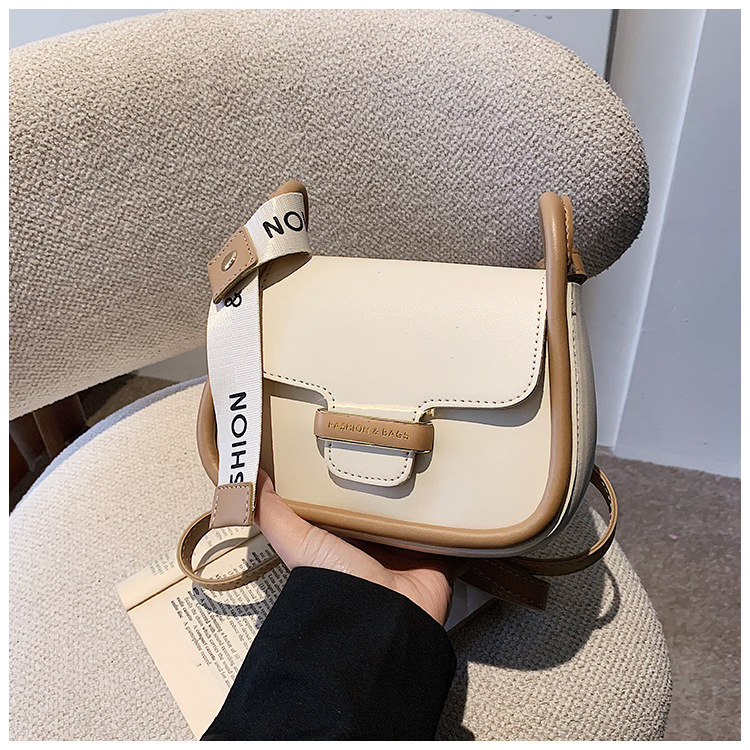 Small Fragrance Bag Women 2023 New Fashion All-match High-level Sense Simple retro texture one-shoulder Messenger bag women_voghion.com