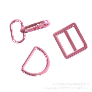 ��ɫ���b�\�Ͻ��� �ִ������𹷿�D�����ֿ�Ů������h���¿�