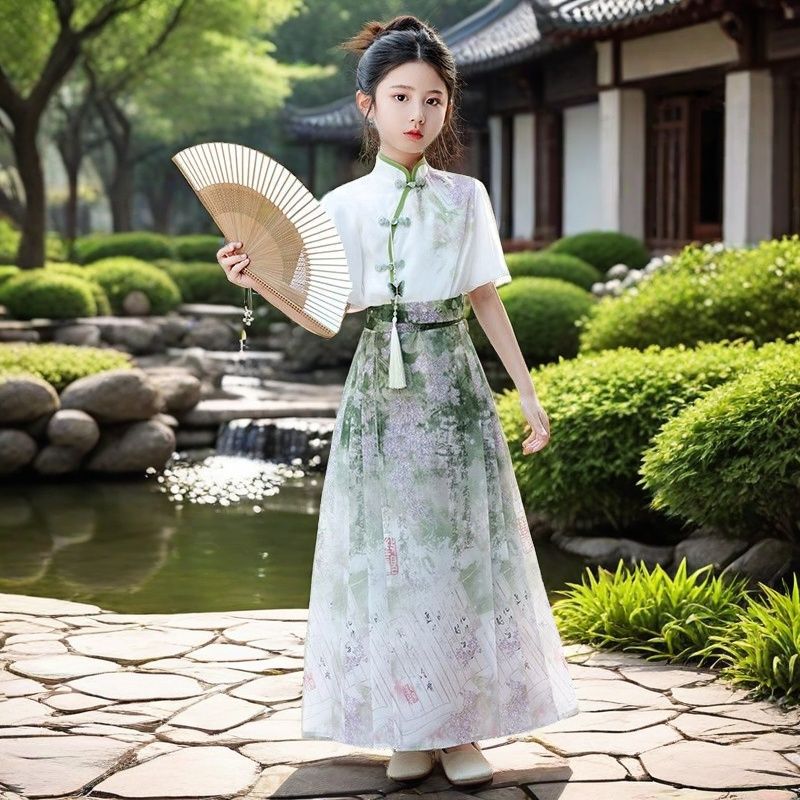 핫셀링 I 그린 슈트 (탑 + 말 스커트 + 선물)