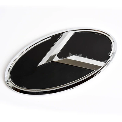 Car logo: front and rear K logo