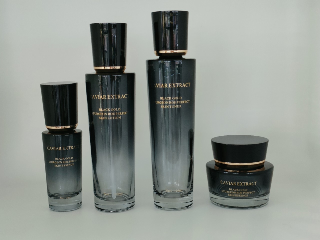 厂家现货批发锥形套装瓶亚克力乳液瓶精华包装瓶护肤品套装乳液瓶