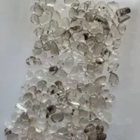 Восточная морская вода Кристаллическая столицы Натуральный кристалл размагничивание 5-7 мм Кристальный гравий Призрак Кристалл Очищает Магнитное поле Разум