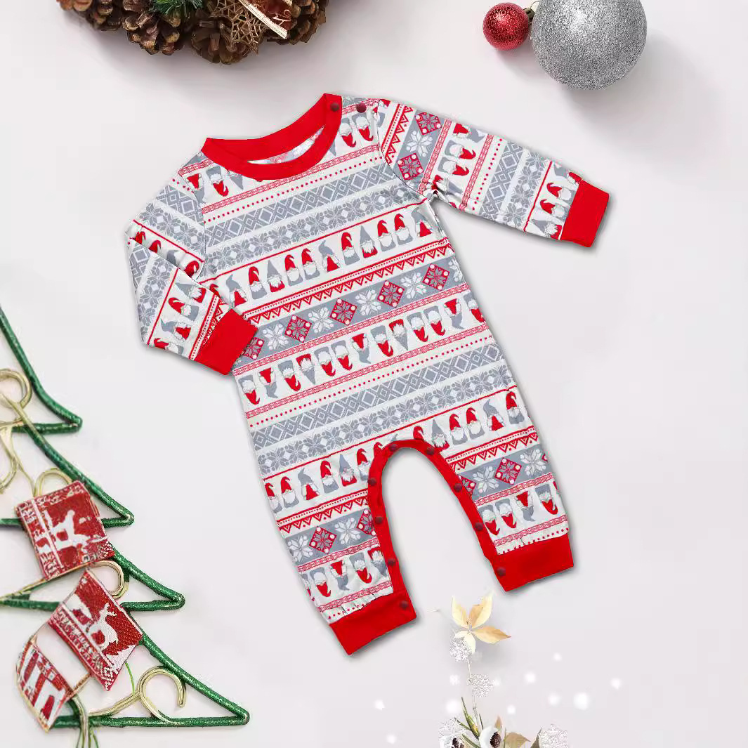 Božićne pidžame s printom Djeda Mraza i pahuljica, obiteljsko odijelo_voghion.com
