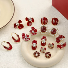 新款复古安可拉红几何耳钉女小众复古港风耳环时尚轻奢耳饰高级感