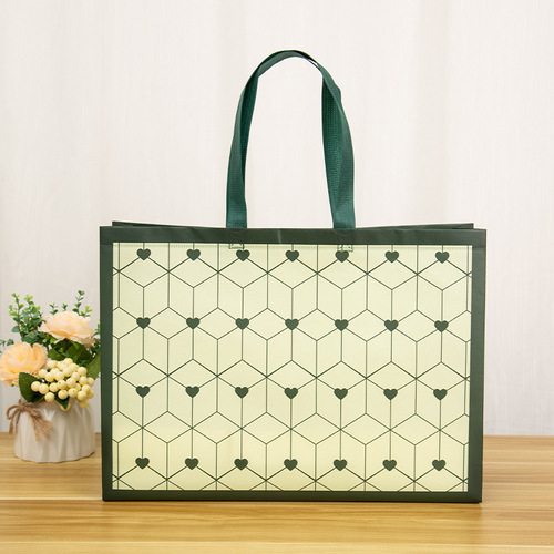 Green Heart Laminated Non-Woven Fabric Bags for Clothing Stores, Hand-Take Bags, Wholesale, Simple and Elegant Shopping Bags, Gift Bags