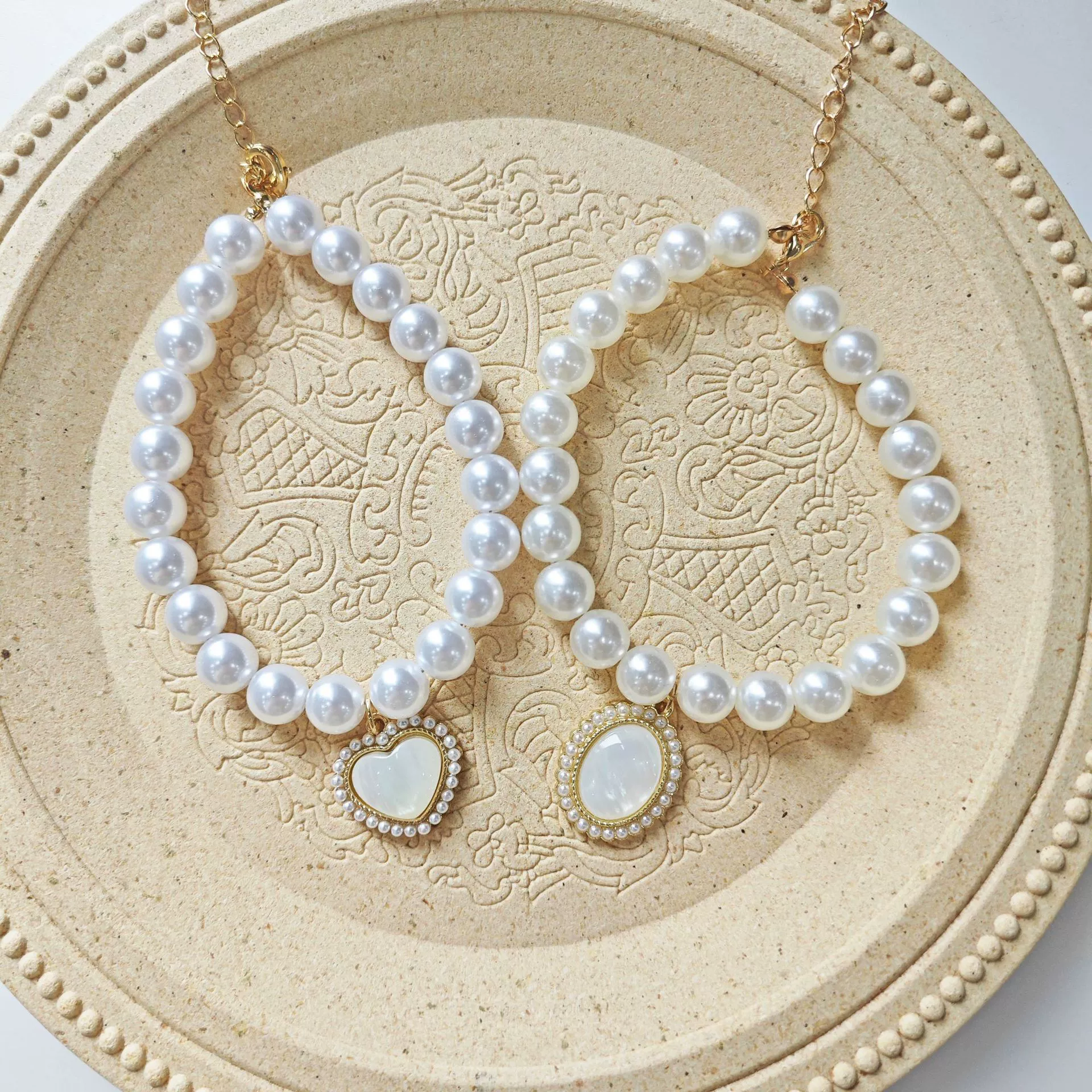 Ожерелье для домашних животных в стиле ретро, ​​жемчужный ошейник с сердечком, модный темпераментный ошейник для котенка, собаки, померанский шпиц Тедди Бишон